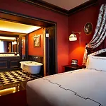 L\'Escape Hotel