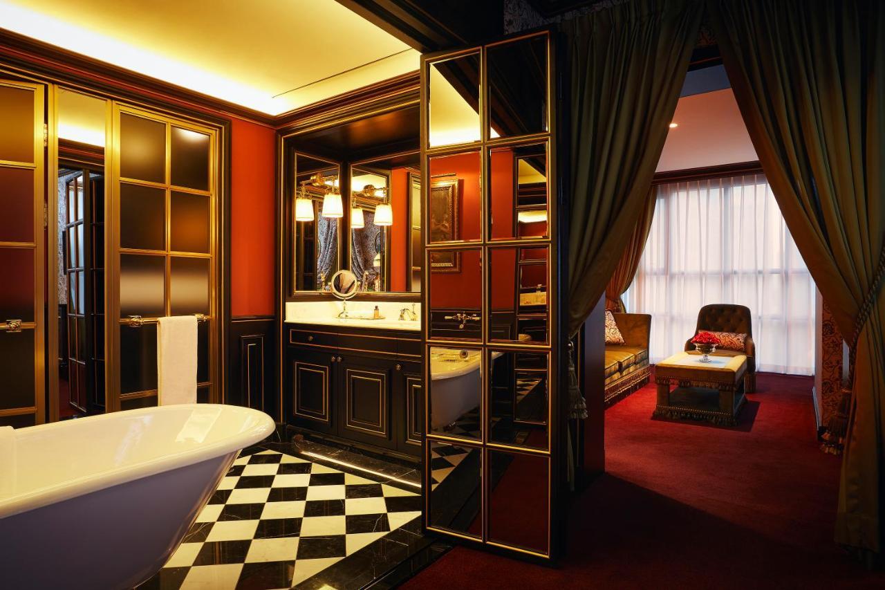 Hotel L'escape 4*
